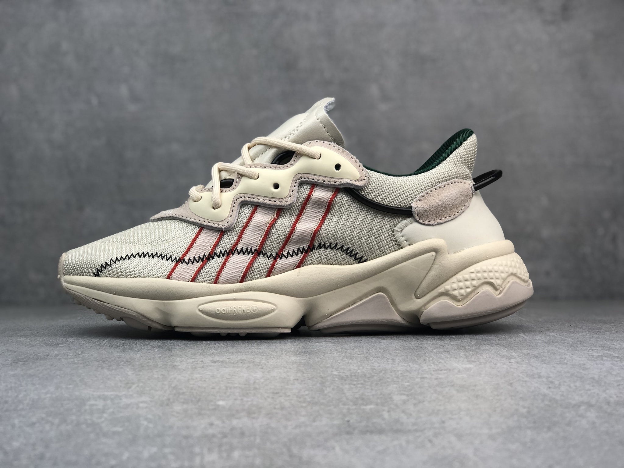 Adidas OZWEEGO PRIDE Sneaker - Grey