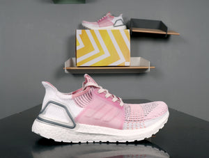 Adidas Ultra Boost 19 Sneaker