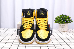 Nike Air Jordan 1OG Bred - Yellow