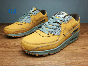 NIKE AIR MAX90 WINTER PREMIUM Sneaker