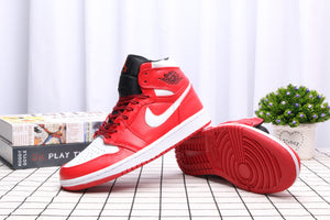 Nike Air Jordan 1OG Bred - Red