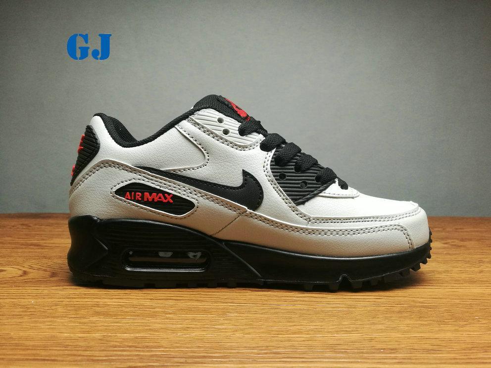 NIKE AIR MAX 90 SNEAKER