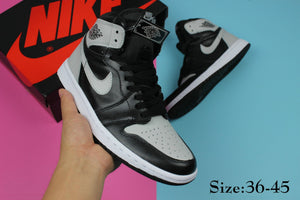 Nike Air Jordan 1OG Bred - Black