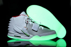 Nike Air YEEZY 2 Black/Grey