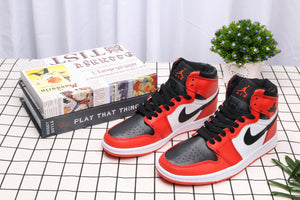 Nike Air Jordan 1OG Bred