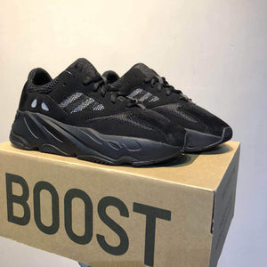 Adidas Yeezy Boost 700 - Black