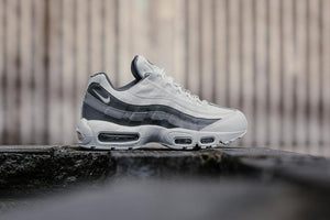 NIKE Air Max 95 Essential Sneakers Men's