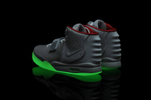 Nike Air YEEZY 2 Black/Grey